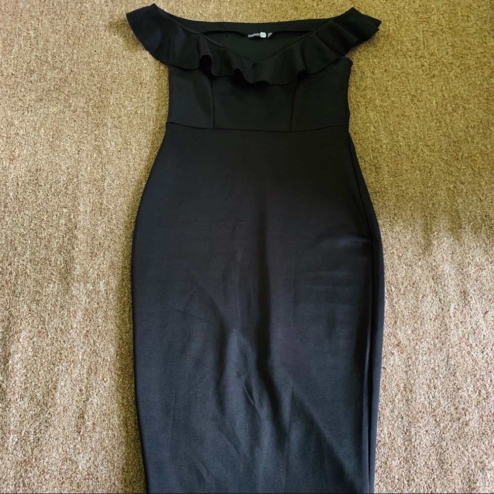 Black peplum collar fitted dress
